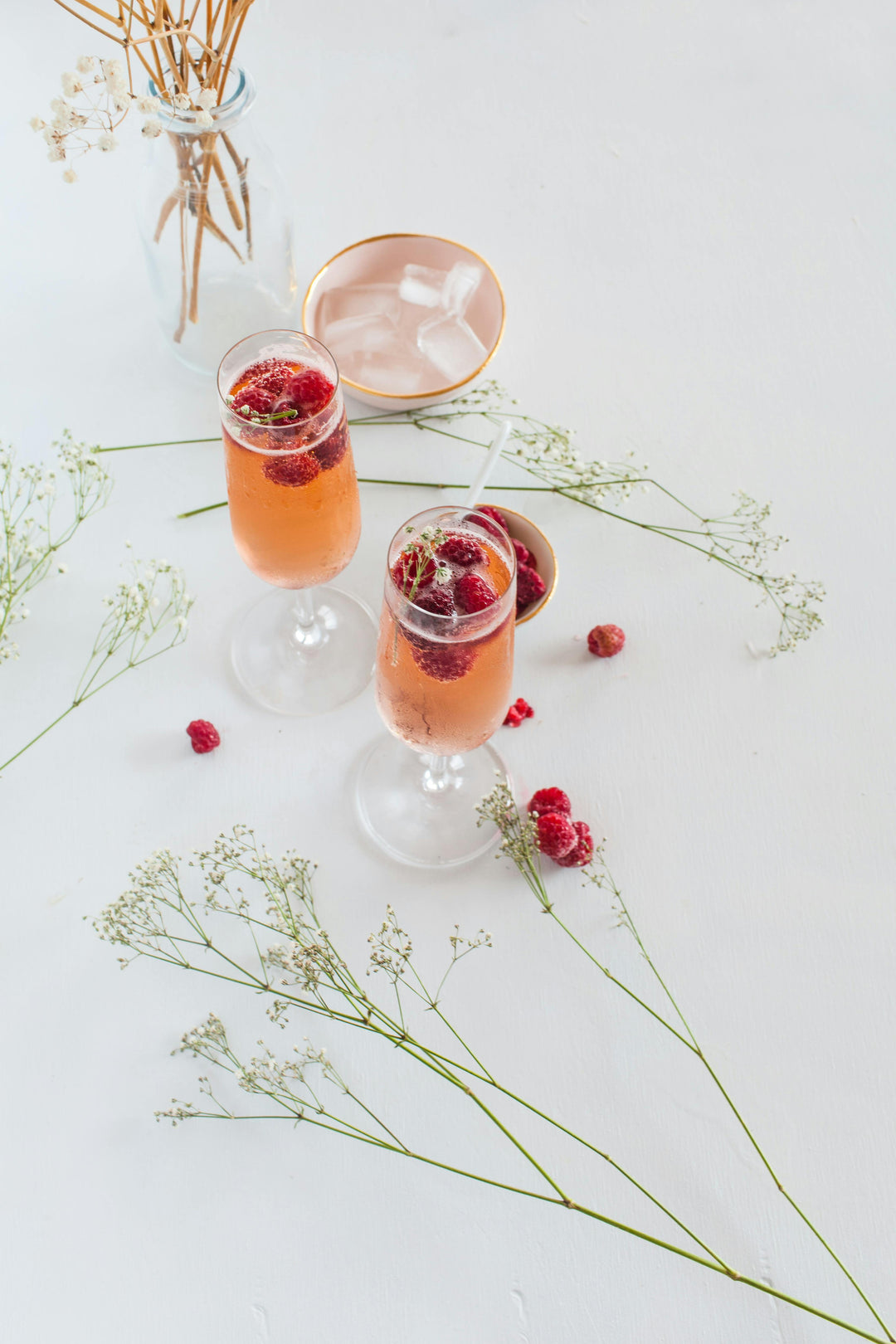  Berry Hibiscus Tea Mocktail Recipe