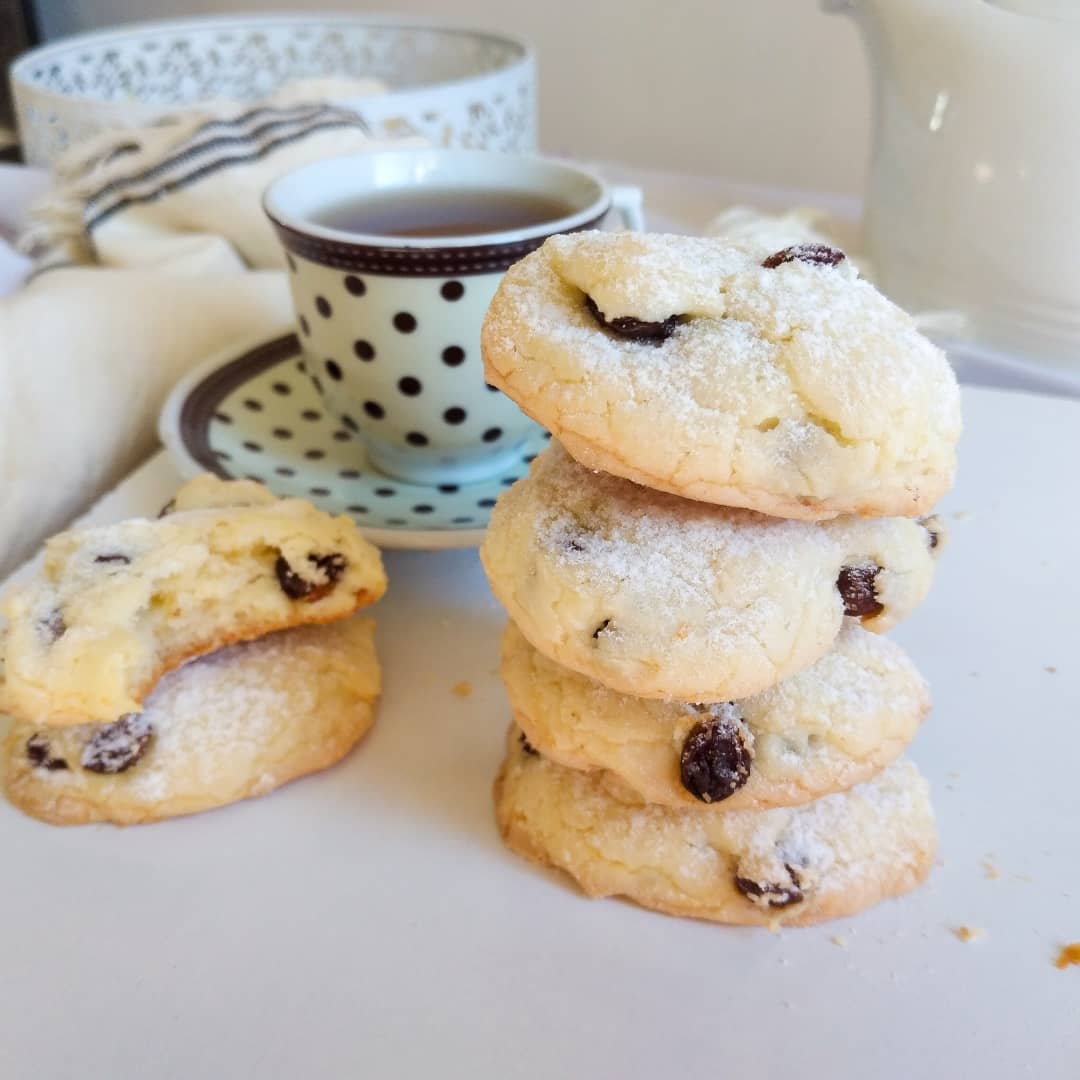 Persian Raisin Cookies (Shirini Keshmeshi) Recipe  
